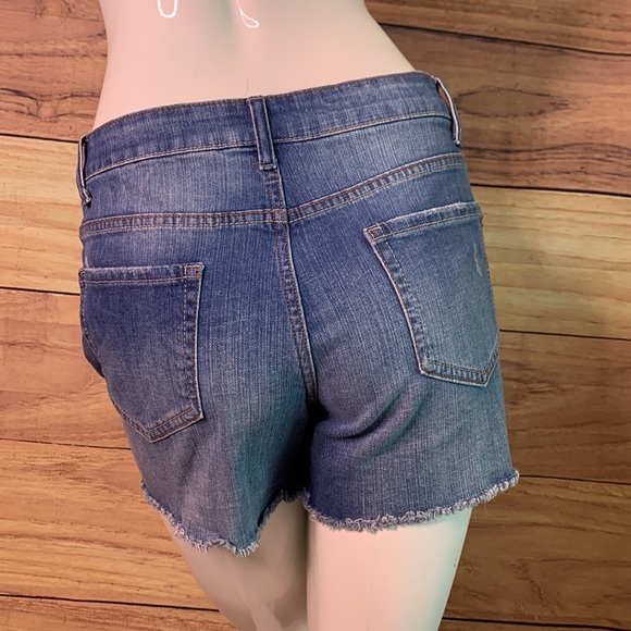 Time & Tru short blue Jean bottoms s true medium wash denim summer fringe sz 6 - Picture 11 of 15